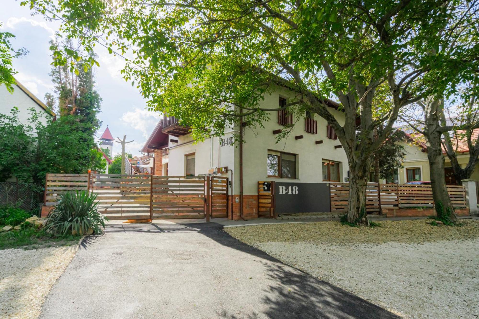 Villa B48 Gardenhouse - A Zoeldben Kenyelmesen Törökbálint Exterior foto